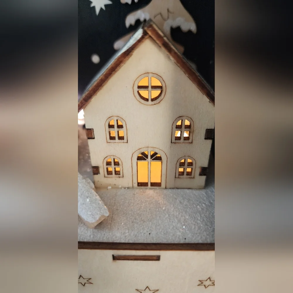 Kurt Adler‎ 13.5 Inch Battery Operated Wooden Musical LED House Light  Sound NWT